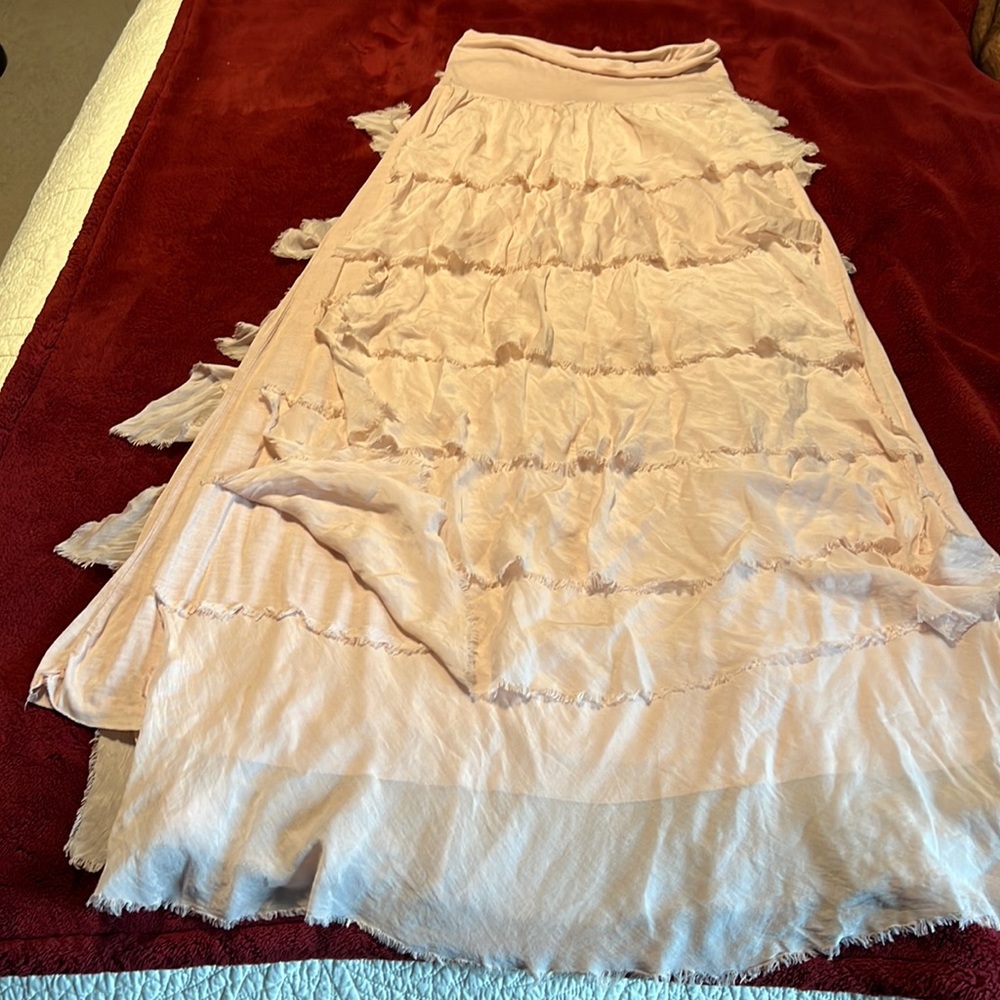 NT - Made in Italy Women's Layered Tiered-Ruffle Maxi Skirt - size S light pink